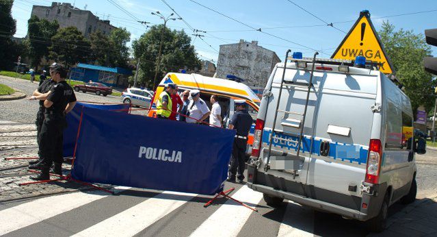 Policjant potrącił człowieka i uciekł