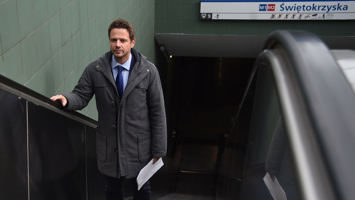 Prezydent Trzaskowski mówi, że ma problem z pieniędzmi na 500 plus. Większość samorządowców reaguje na te informacje zdziwieniem