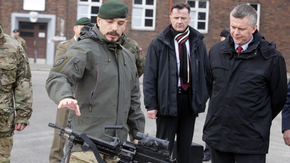 Sławomir Berdychowski w zielonym berecie.
