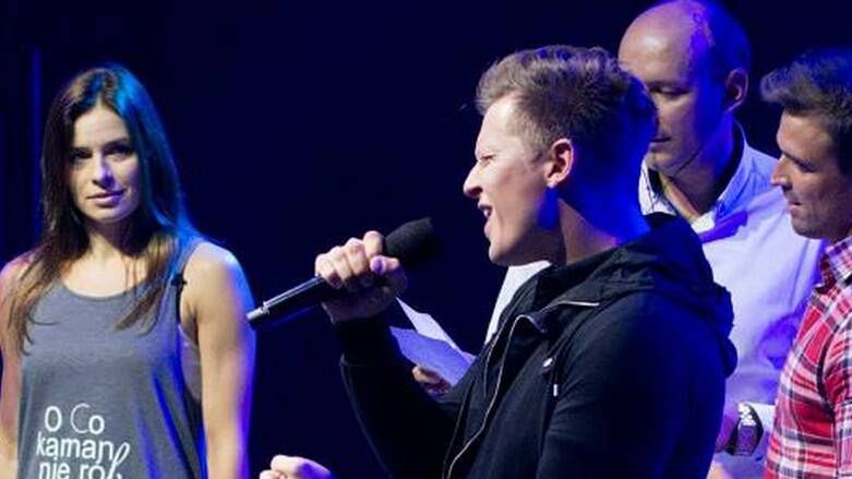 Natasza Urbańska, Rafał Brzozowski, Stanisław Karpiel-Bułecka, Adam Sobierajski, Superstarcie, próba do pierwszego odcinka
Fotografia: screen z Facebook.com