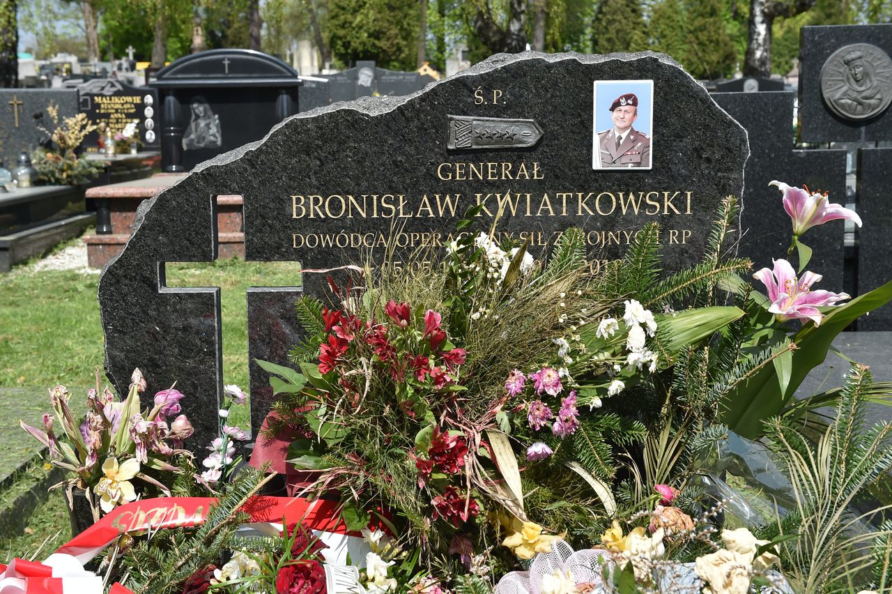Kraków: ekshumacja kolejnej ofiary katastrofy smoleńskiej