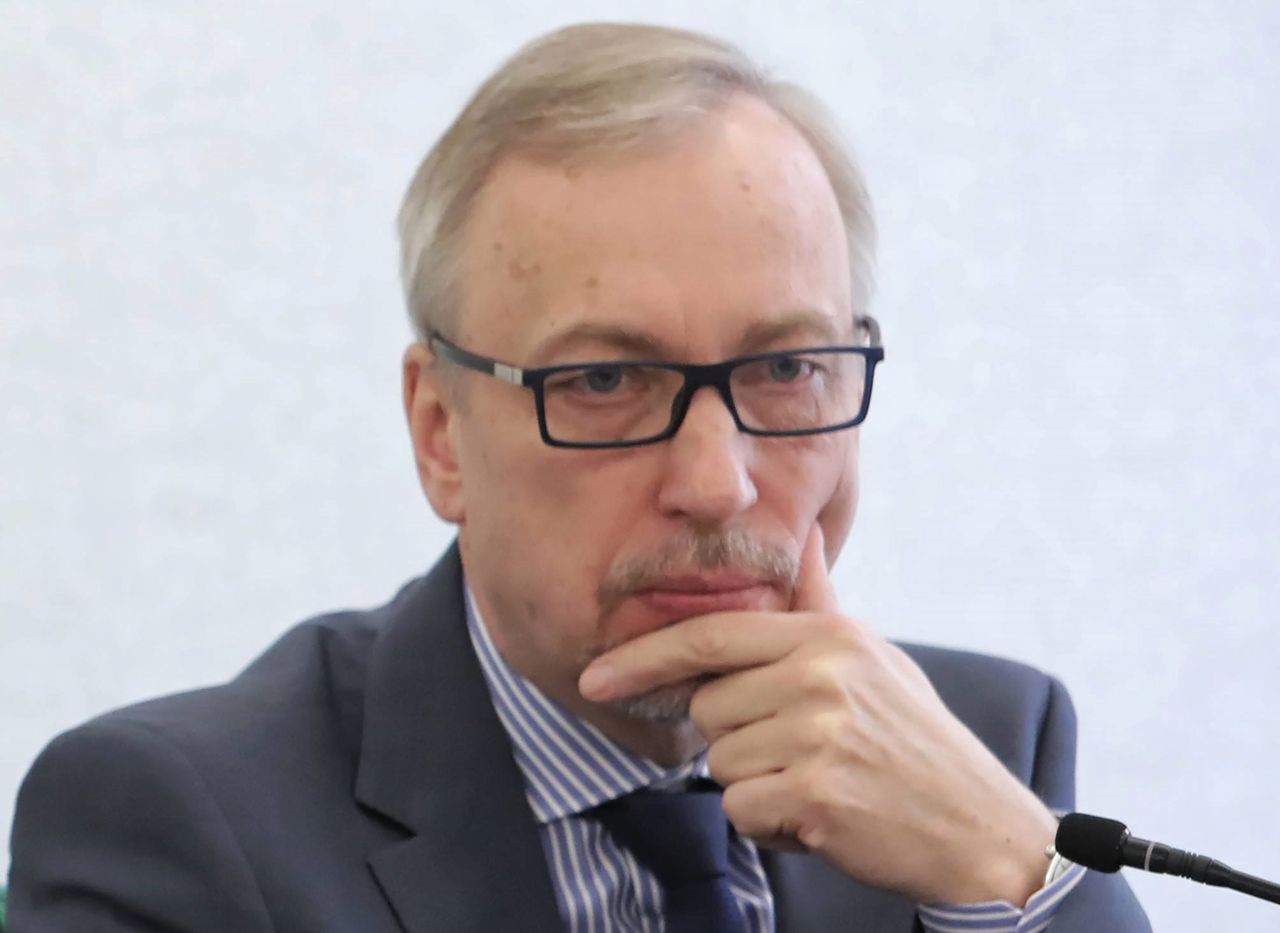 Posłanki opozycji pomogły PiS. Bogdan Zdrojewski: potrzeba sztabu kryzysowego
