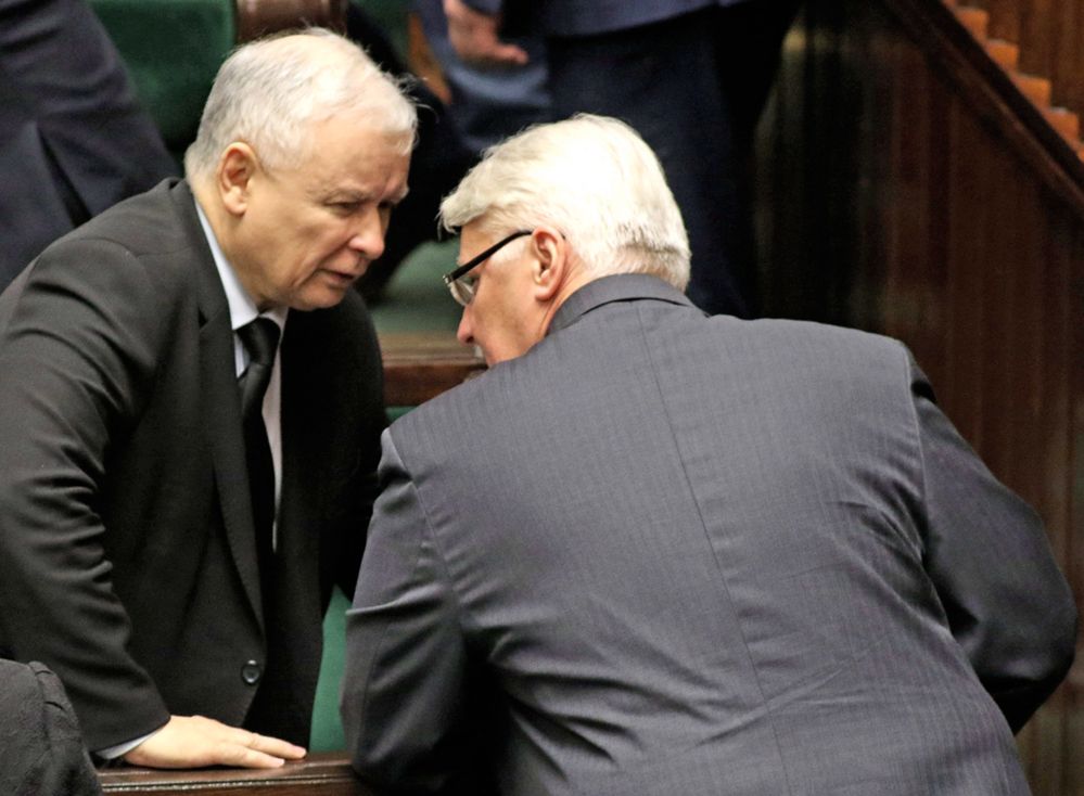 Waszczykowski cofnął finansowanie TV Biełsat. Kaczyński interweniuje