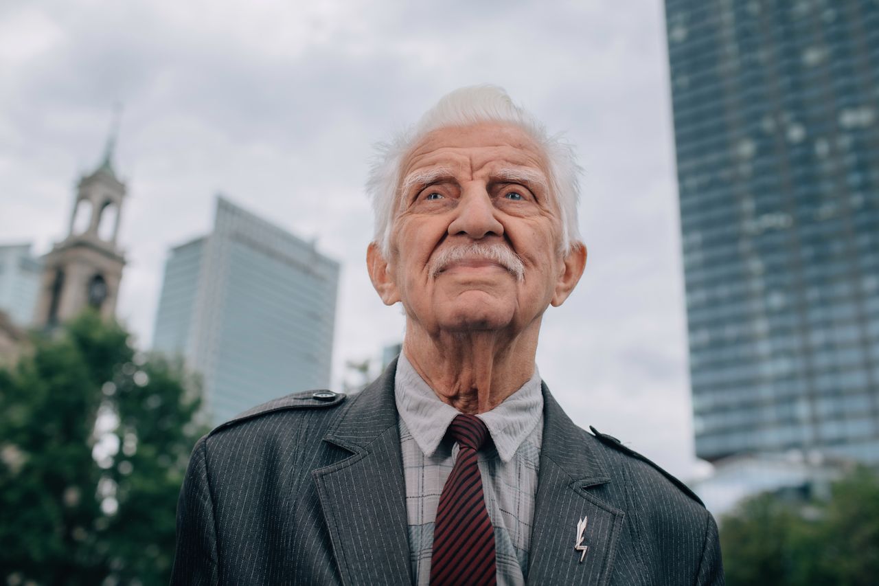 Stanisław Jan Majewski miał 15 lat, gdy walczył w Powstaniu Warszawskim. "Boję się tylko jednej rzeczy"