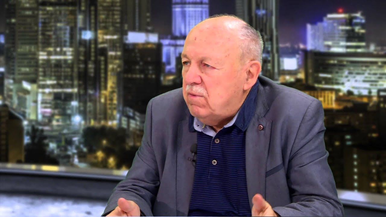 Krzysztof Sadowski to znany polski muzyk jazzowy, który był redaktorem "Tęczowego Music Boksu"