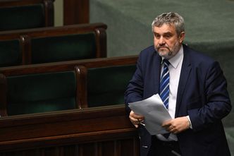 2,5 tys. etatów i "przyzwoite wynagrodzenia". Jest nowa ustawa weterynaryjna