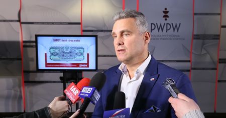 Afera podsłuchowa w Polskiej Wytwórni Papierów Wartościowych. "Człowiek Macierewicza"