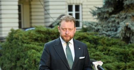 Koronawirus w Polsce. Ministerstwo Zdrowia obniża liczbę osób zmarłych z powodu zakażenia