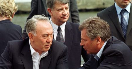 Kwaśniewski doradza w Kazachstanie. Mógł pomóc prezydentowi w podjęciu zaskakującej decyzji