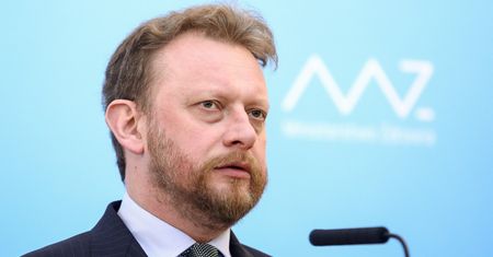 Koronawirus w Polsce. Łukasz Szumowski ostrzega: Prawdziwa epidemia dopiero się zaczyna