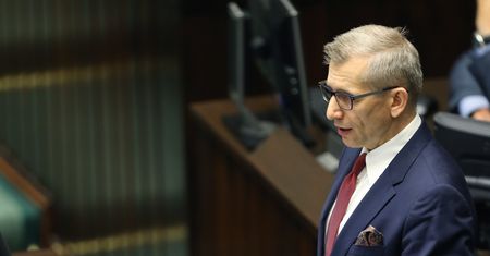 Akt oskarżenia przeciwko prezesowi NIK, byłemu posłowi i kontrolerowi NIK