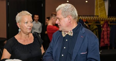 Kazik Staszewski z żoną na premierze filmu. Tworzą dobraną parę