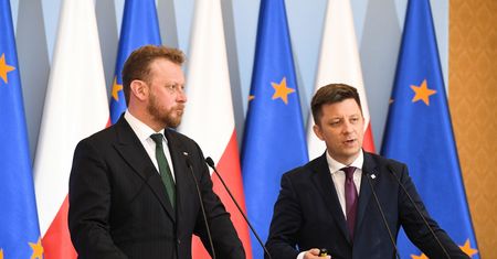 Koronawirus i puste półki. Michał Dworczyk o zapasach jedzenia