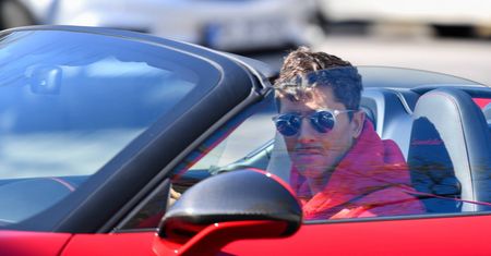 Robert Lewandowski pochwalił się nowym autem. Przyjechał na trening niesamowitą furą