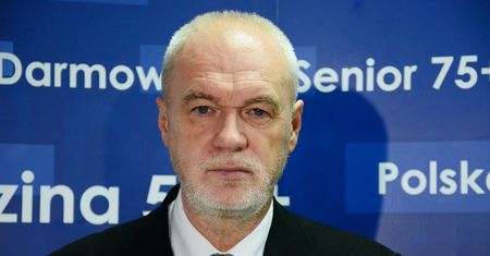 Zajął miejsce na liście PiS po śp. Kornelu Morawieckim. Są wątpliwości ws. jego startu w wyborach