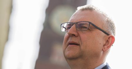 Kazimierz Ujazdowski rezygnuje z walki o fotel prezydenta Wrocławia