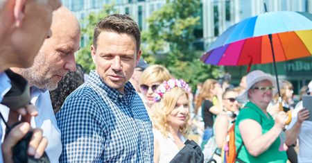 Rafał Trzaskowski nie przyjdzie na Marsz dla Życia i Rodziny. Ostra odpowiedź