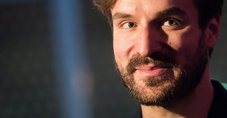Piotr Stramowski jakiego nie znacie. "Jakby to było, gdybym miał dziesięcioletniego syna?"