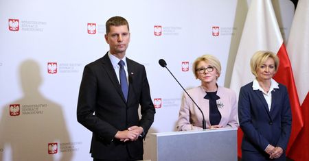 Szef MEN Dariusz Piontkowski rozmawia z prezydentem Warszawy