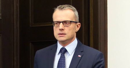 Kulisy odejścia Magierowskiego. Co było przyczyną?