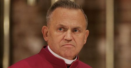 Zgłaszają się kolejne ofiary ks. Henryka Jankowskiego. "Są gotowe zeznawać"