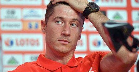 Robert Lewandowski lada dzień pójdzie pod nóż. Piłkarz nie ma wyjścia, czeka go pilna operacja