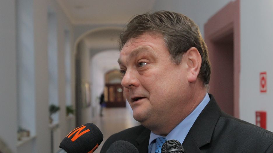 Witold Wróblewski wygrywa w Elblągu