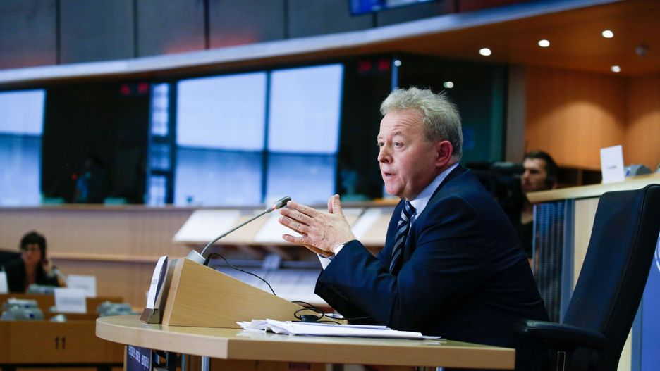 Janusz Wojciechowski będzie przesłuchany ponownie przez europosłów