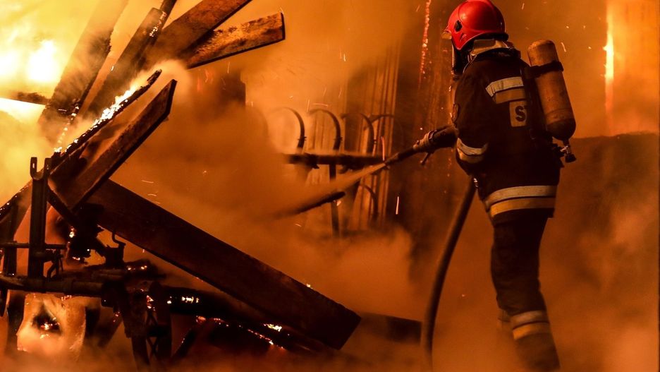 Komu ufają Polacy? Nie ma wątpliwości - strażacy to niekwestionowany numer 1.