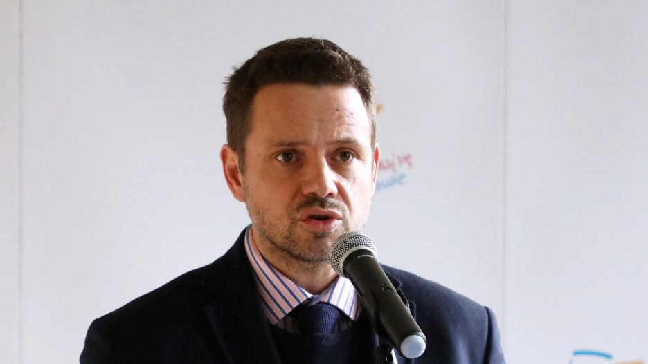 Warszawa. Rafał Trzaskowski podczas jednego z marcowych briefingów