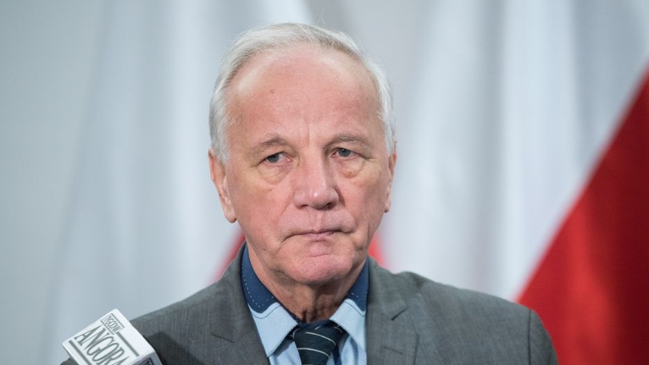 Jan Rulewski o zarobkach senatorskich.