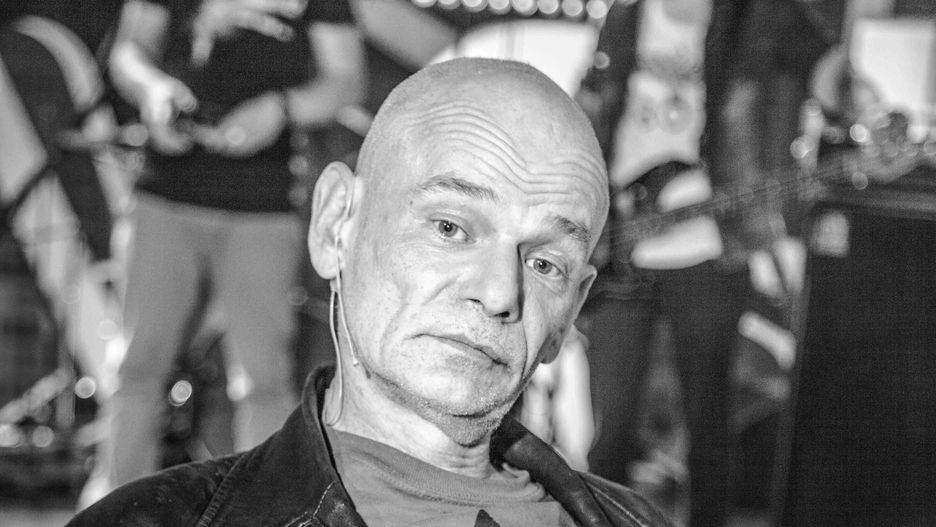 Robert Brylewski miał 57 lat