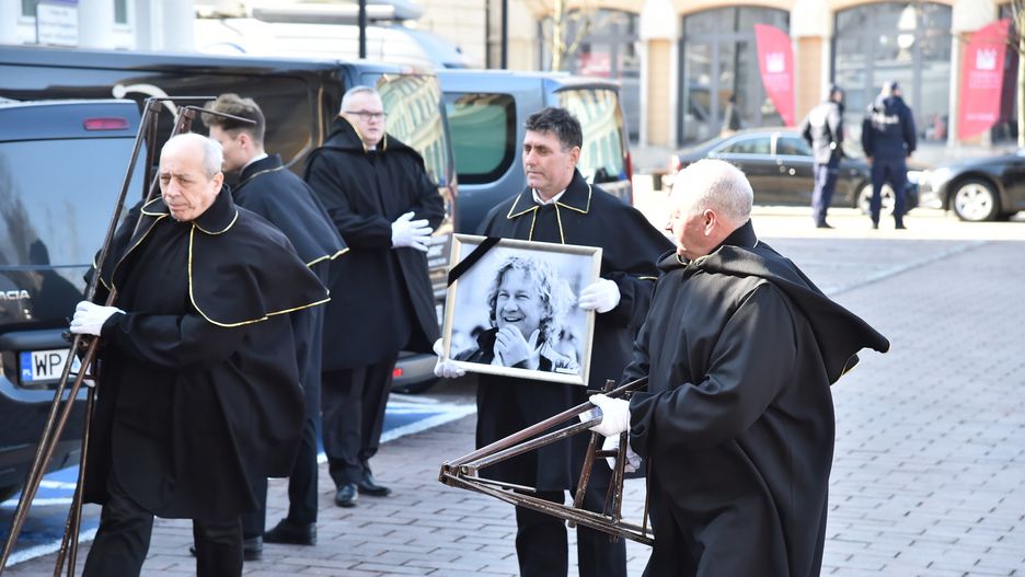 Pogrzeb odbył się w 5 marca w Warszawie