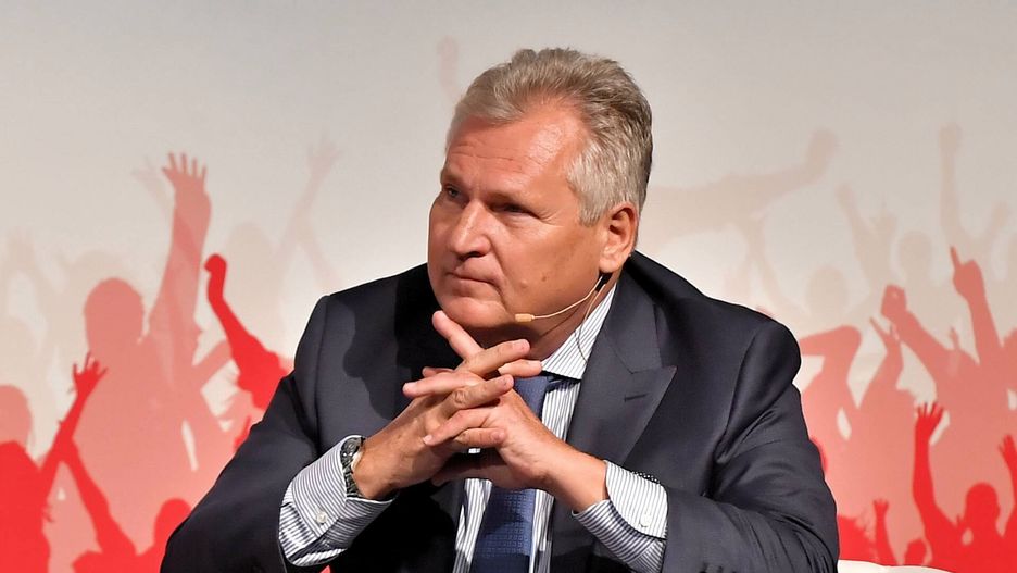 Aleksander Kwaśniewski spodziewa się kar dla Polski w związku ze sporem o reformę sądownictwa
