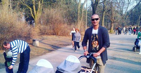 Maciek jest samotnym ojcem bliźniaczek. "Pierwsze dwa lata to był koszmar"