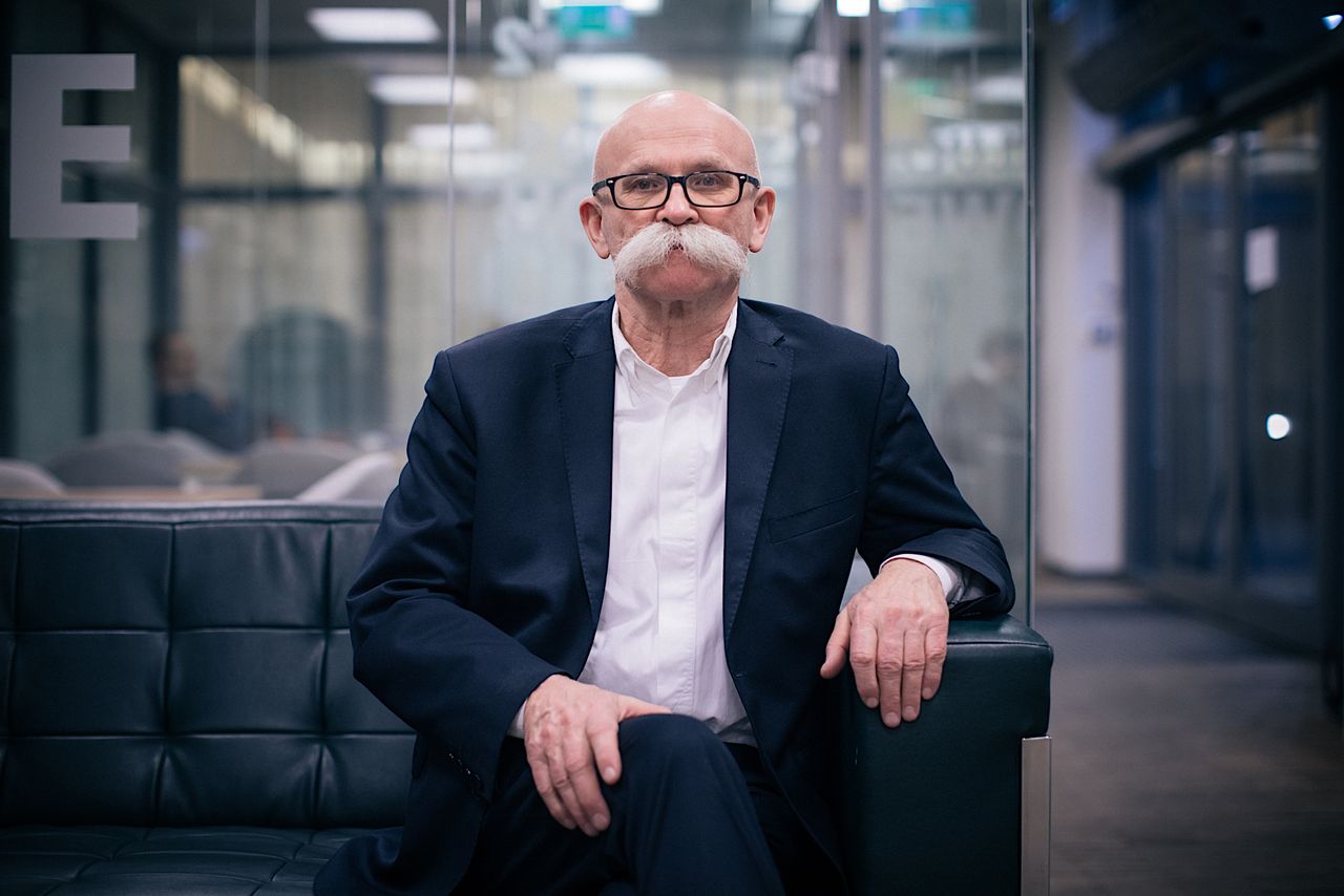 Ma 1700 zł emerytury i jest milionerem