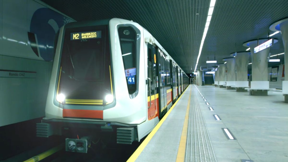 Metro Warszawskie korzysta z oświetlenia ES System