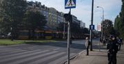 Poważna awaria tramwajów na Ochocie. Ciężarówka zerwała sieć trakcyjną