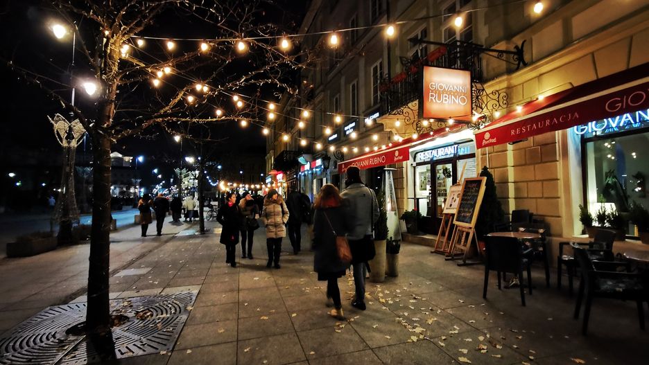 Warszawa. Świąteczna iluminacja zostanie zapalona po raz pierwszy już w najbliższy weekend