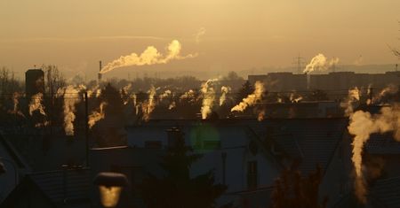 Termomodernizacja domów jednorodzinnych a jakość powietrza w Polsce