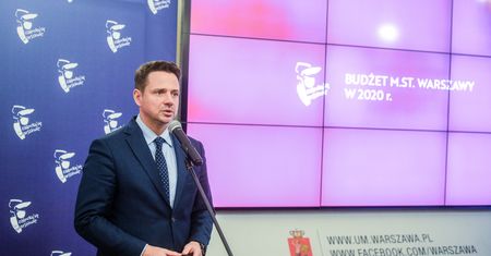 Podwyżki cen za wywóz śmieci w Warszawie. Rafał Trzaskowski: nie wykluczamy kilkuset procent