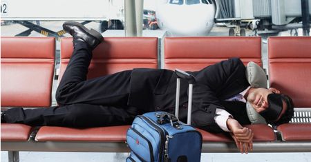 Dzień przed podróżą samolotem robię jedną rzecz. Jet lag mnie nie dopada
