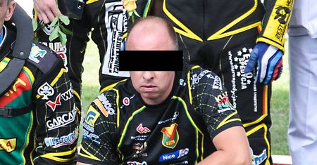 Tomasz Ż. odsunięty i z zarzutami