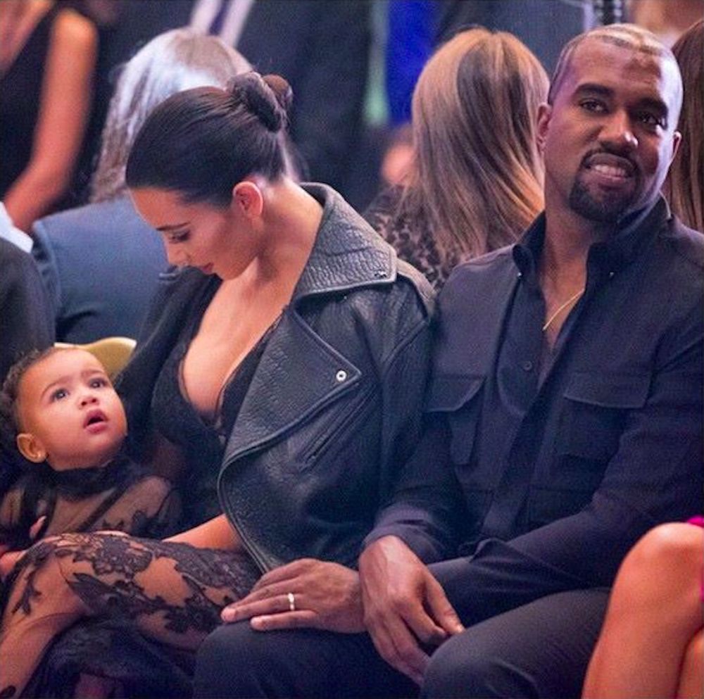 Kim Kardashian, North West, Kayne West 

Fotografia: Facebook.com