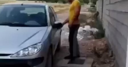 Otworzył auto w 3 sekundy. Nie miał kluczyka