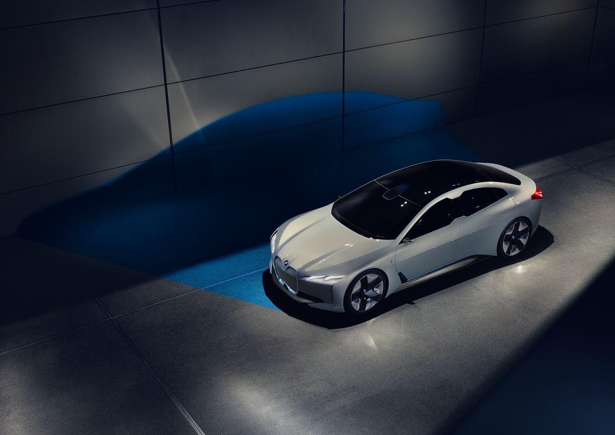 BMW i Vision Dynamics - niebawem tak będą wyglądały auta tej marki