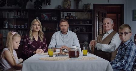 Wybory parlamentarne 2019. Premier reaguje na spot KO. Chce spotkać się z rodziną, która wystąpiła w filmie