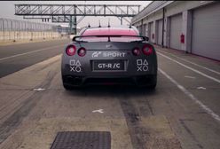 #dziejesiewmoto: Nissan GT-R sterowany pilotem, autobus wpada w poślizg i uszkodzenia mózgu kierowcy wyścigowego