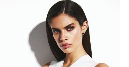 Sara Sampaio w tureckim "Harper's Bazaar"