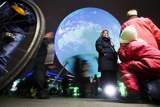 "Konieczne są konkretne zobowiązania finansowe ws. zmian klimatycznych"